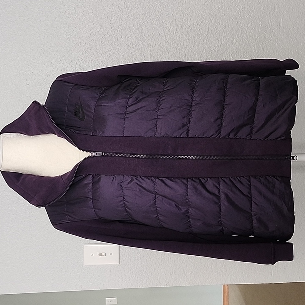 Nike Puffer Coat Jacket Zip Front Women's Size Medium Plum Purple